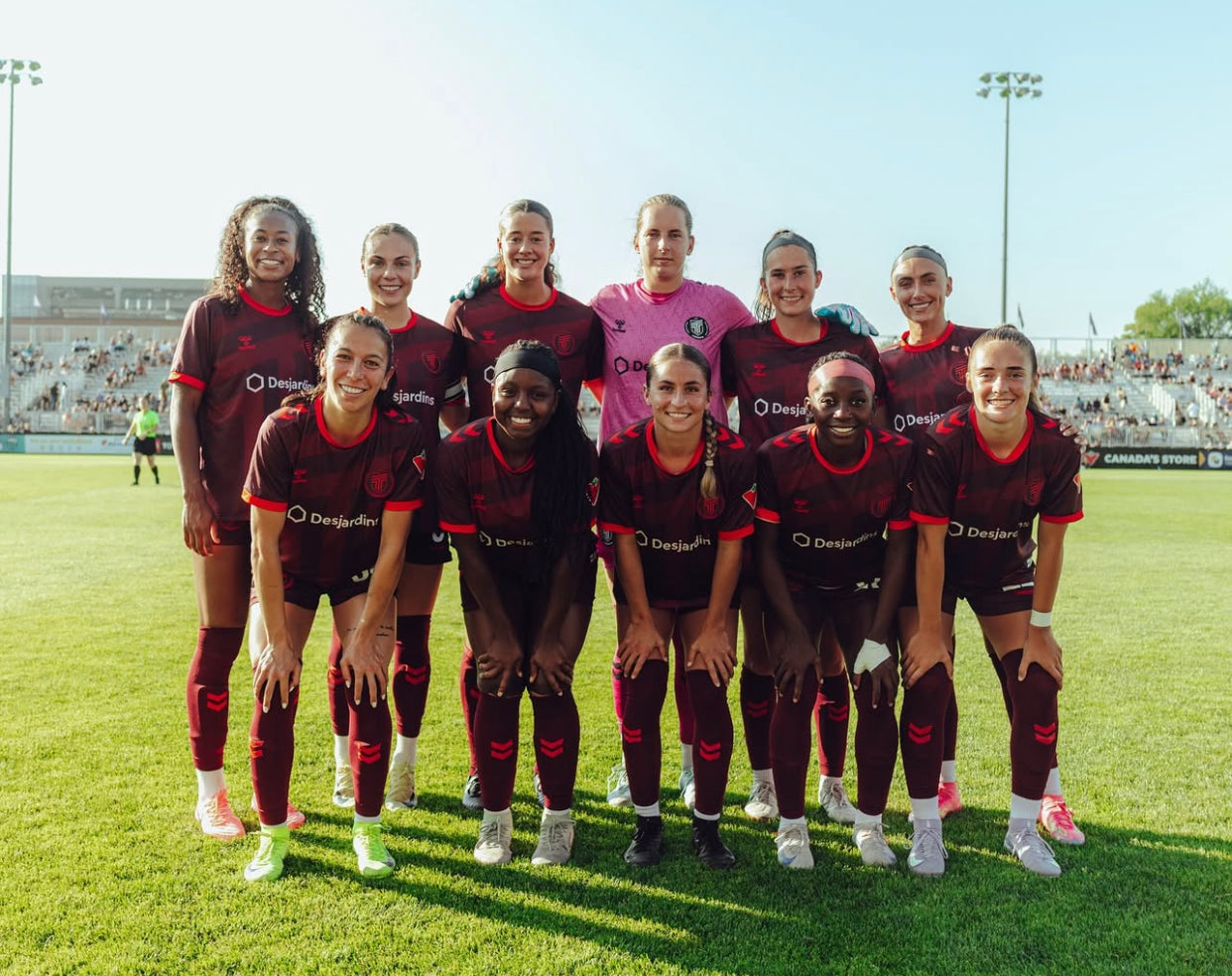 AFC Toronto including Sarah Rollins (back row, third from left) to face Halifax Tides FC.