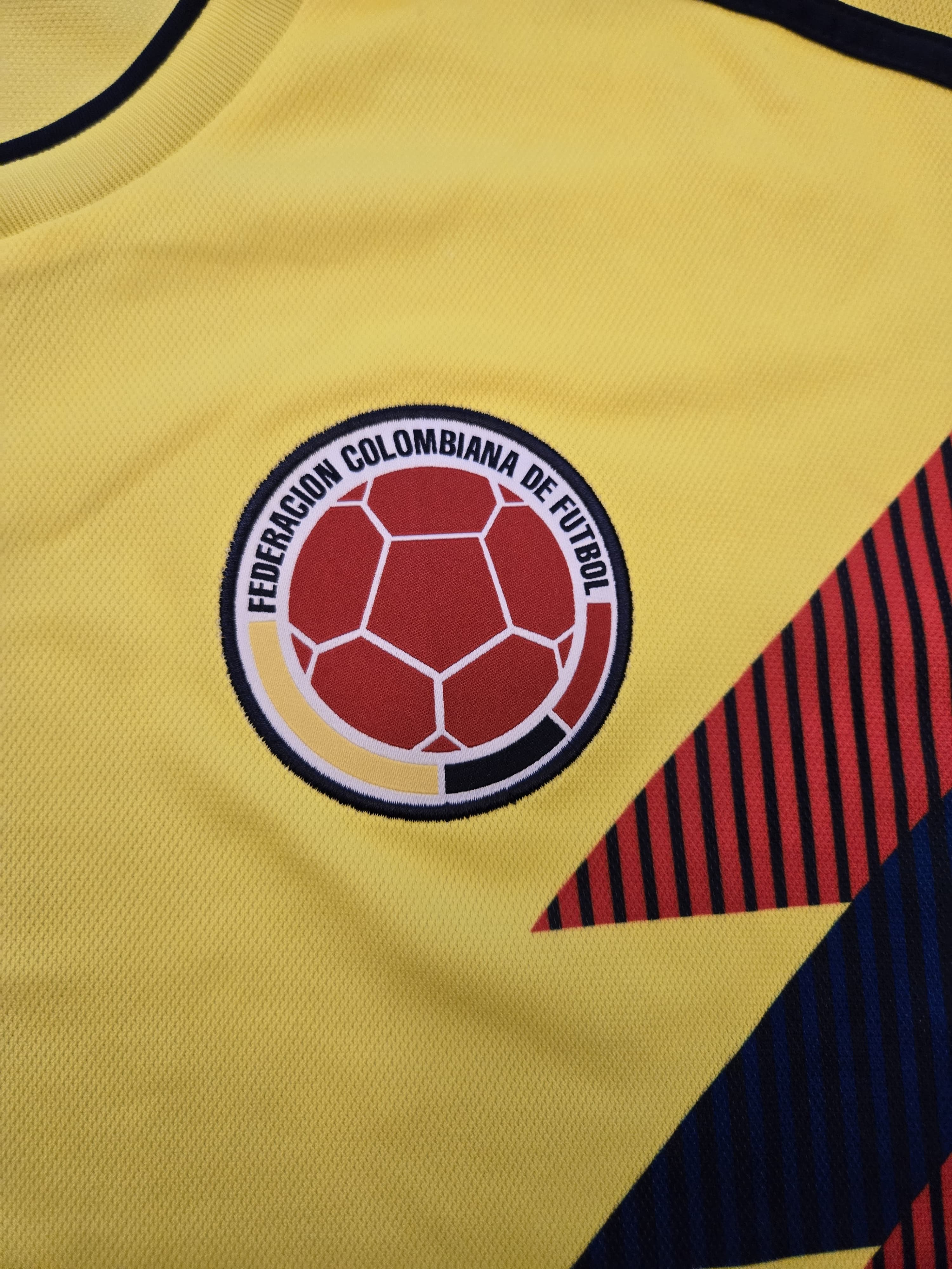 2018/19 Colombia Home Size M