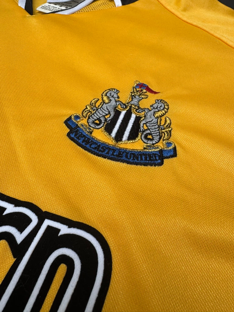 2004/05 Newcastle United Third Size XL Shearer - label detail