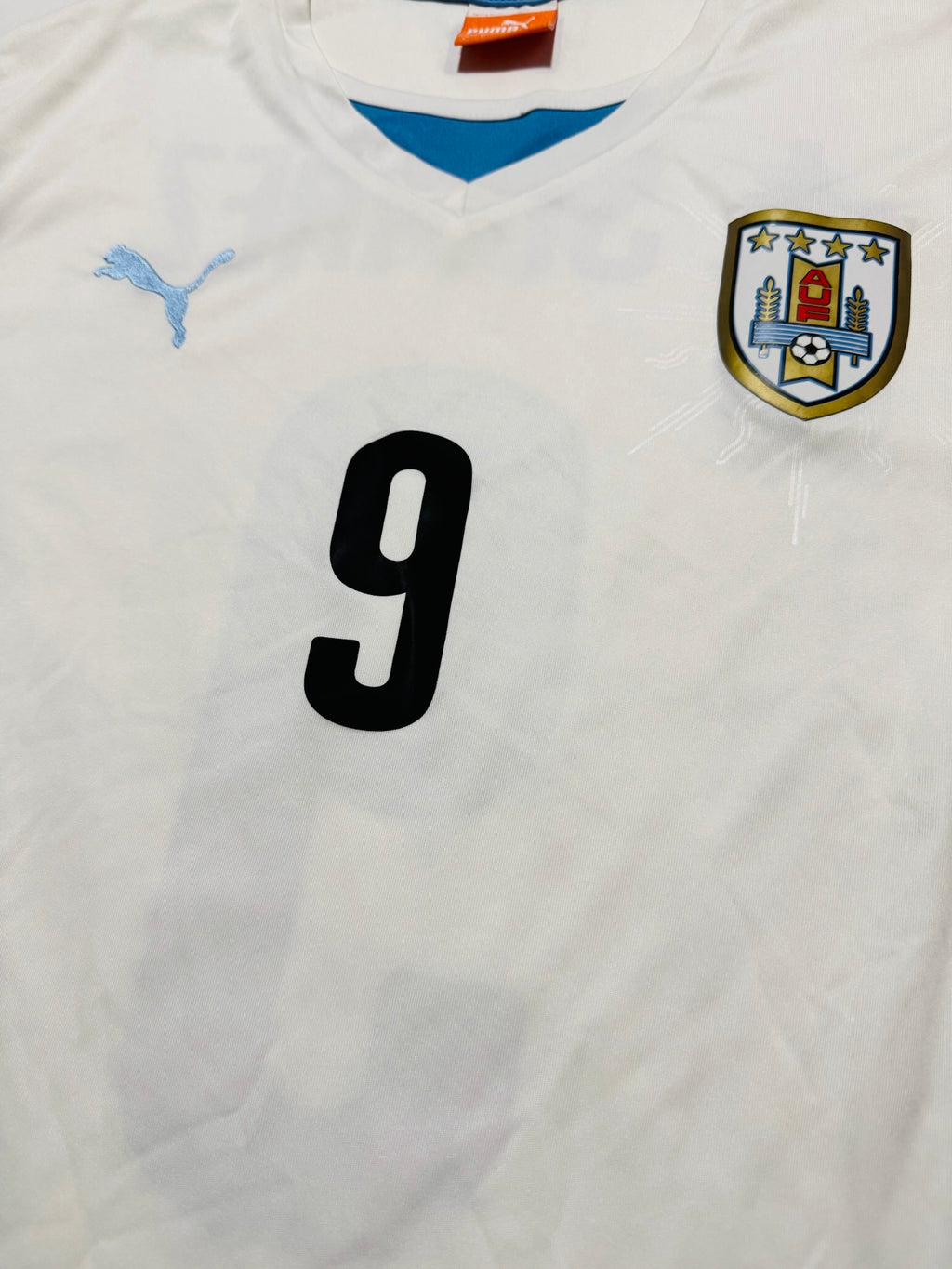 2014/15 Uruguay Away Size L Suarez