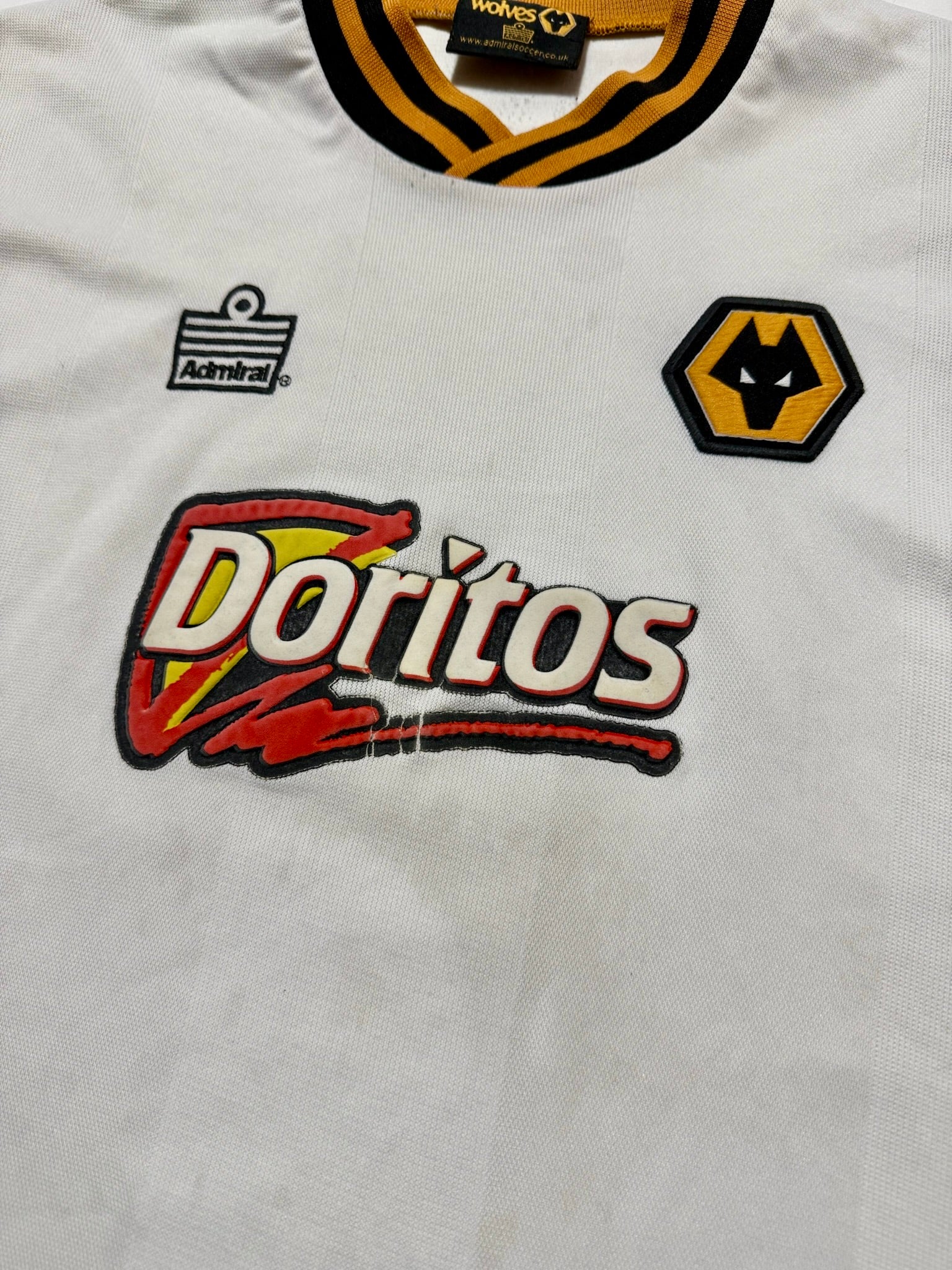 2002/03 Wolves Away Size XL - close-up detail