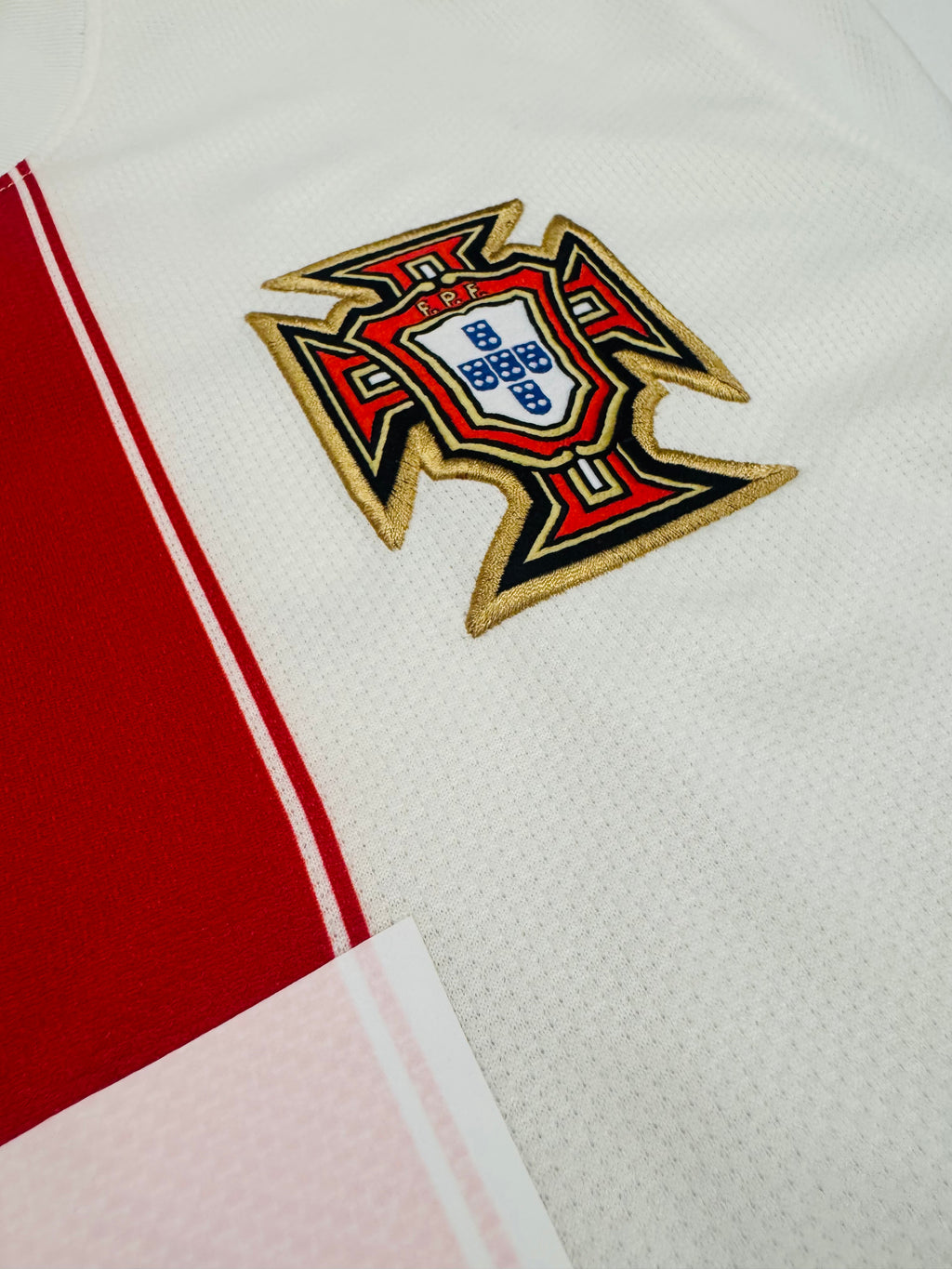 2010/11  Portugal Away Size M Ronaldo - label detail