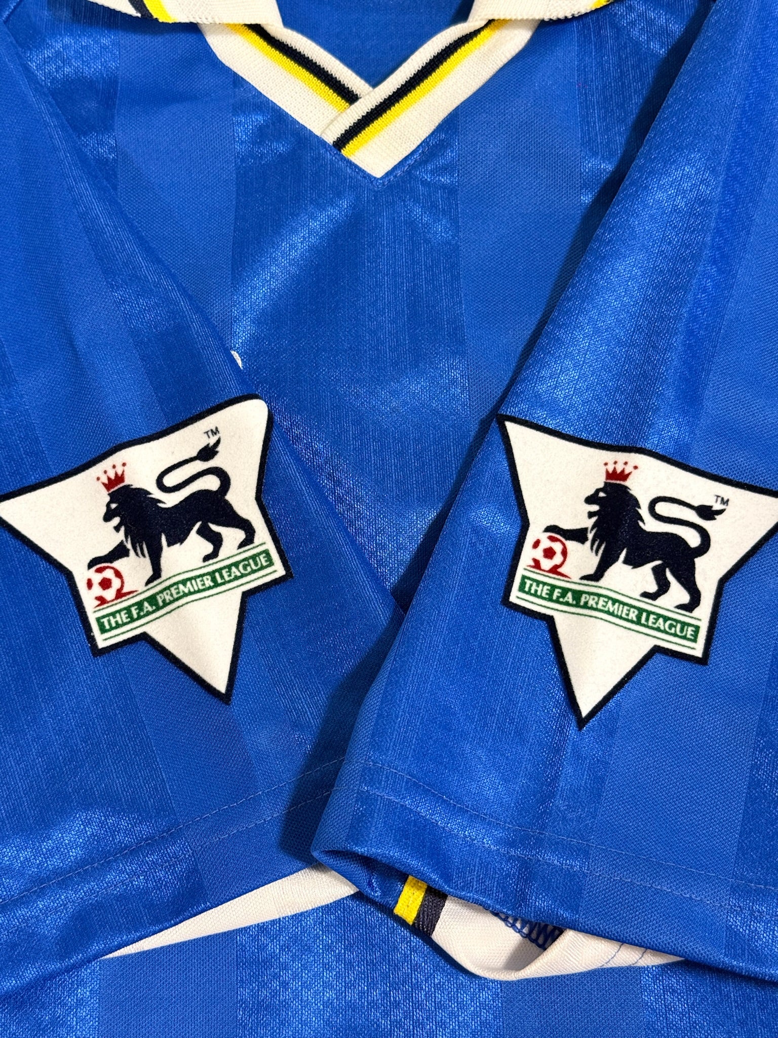 1997/99 Chelsea Home Size L Zola