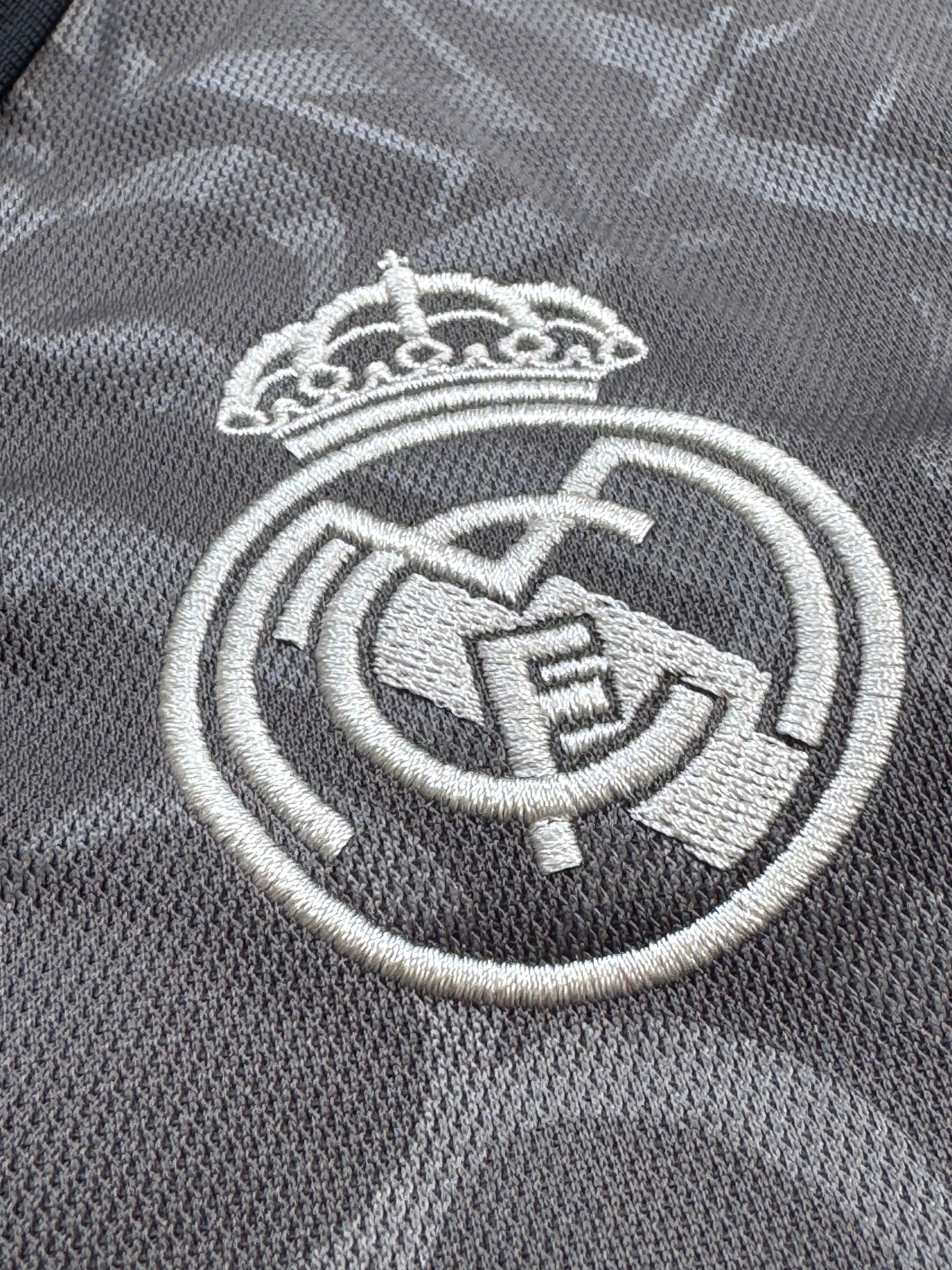 2024/25 Real Madrid Third Size M NWT Bellingham - label detail