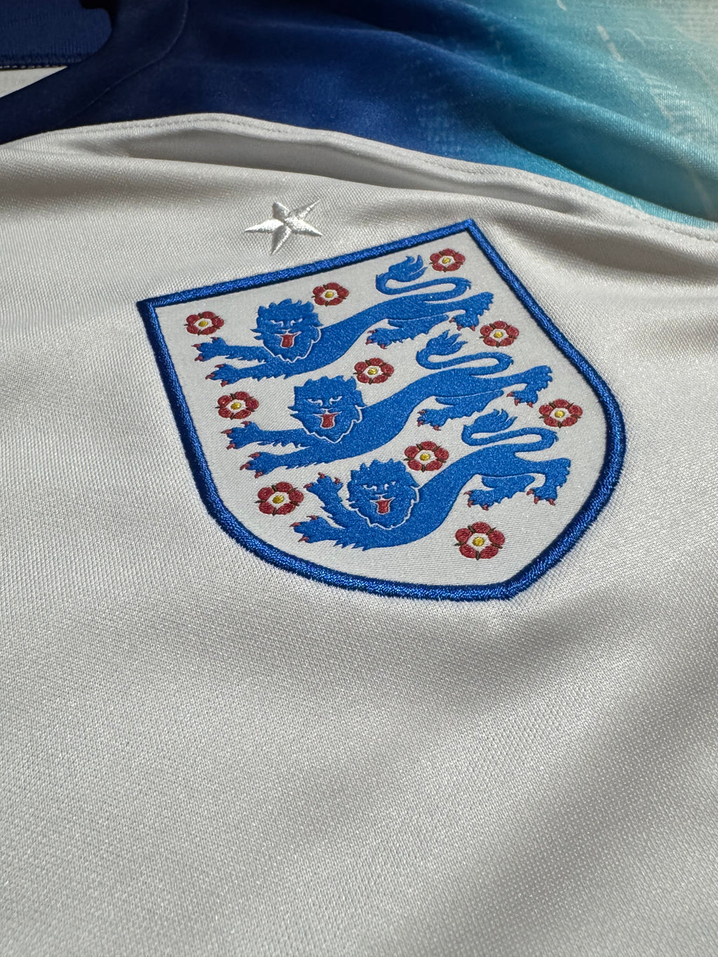 2022/24 England Home Size XL BNWT