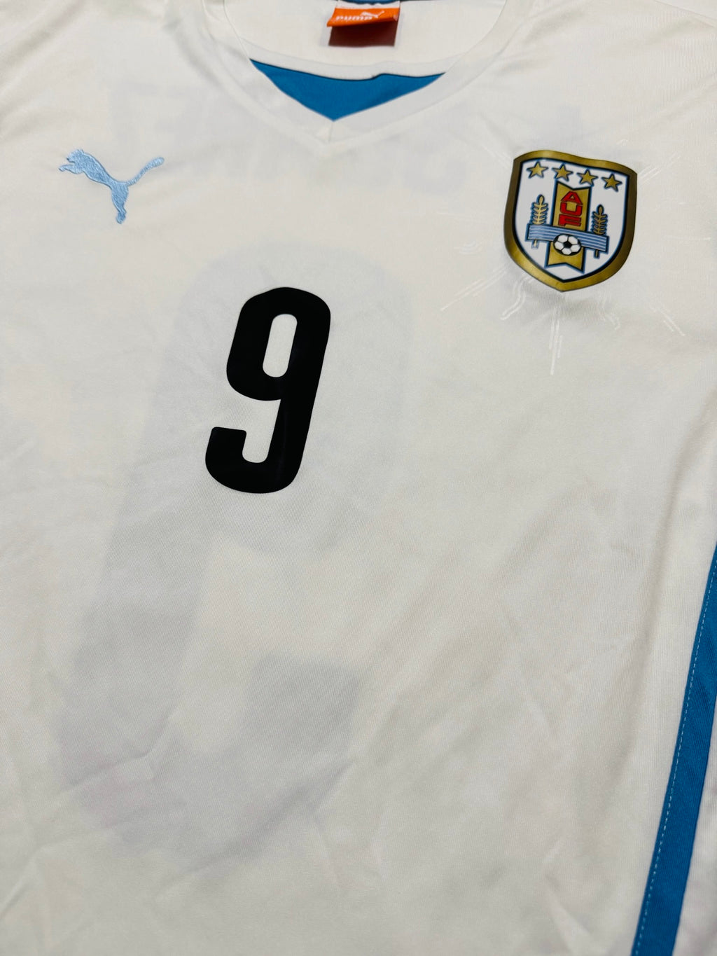 2014/15 Uruguay Away Size L Suarez