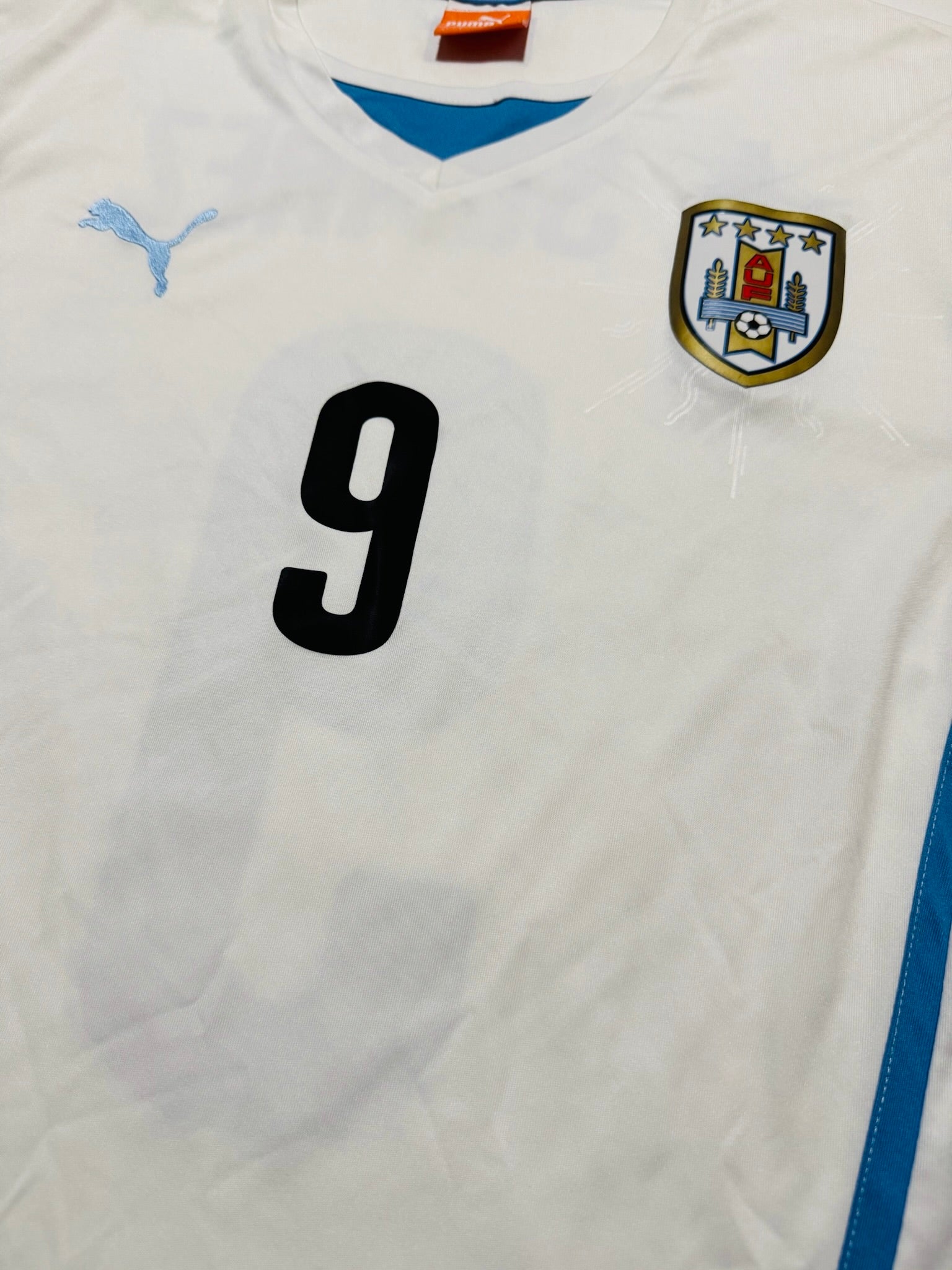 2014/15 Uruguay Away Size L Suarez