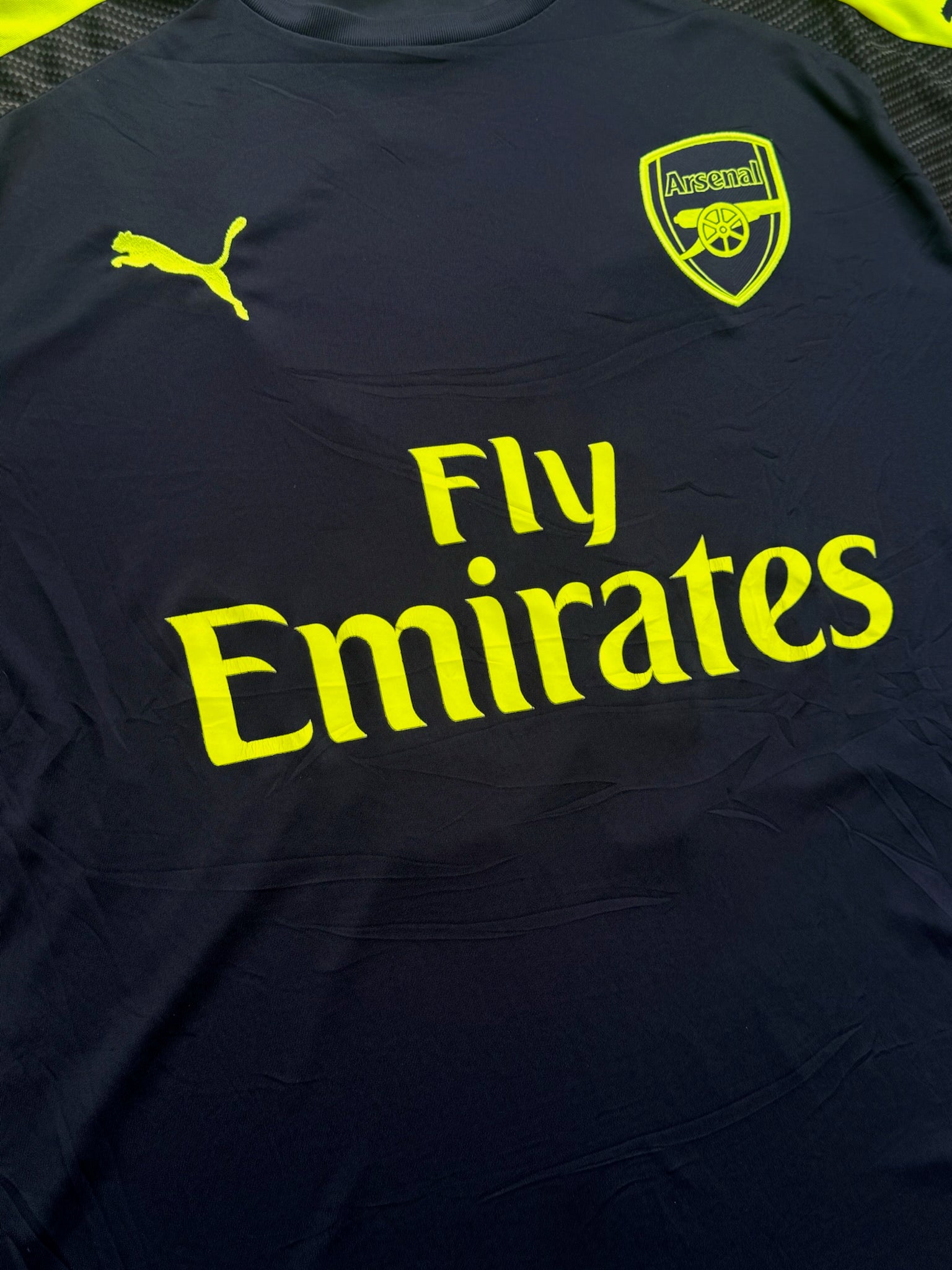 2016/17 Arsenal Away Size M Ozil