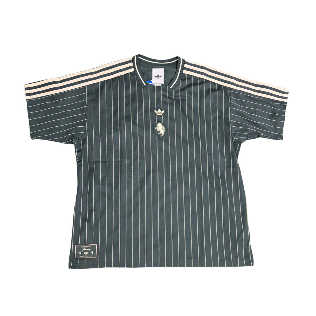 2025/26 Juventus Terrace Icons Size L BNWT