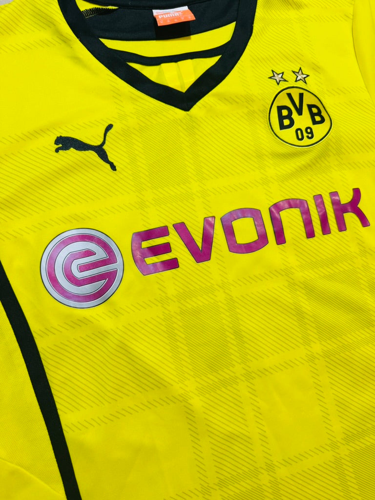 2013/14 Borussia Dortmund Home Size M Lewandowski - close-up detail