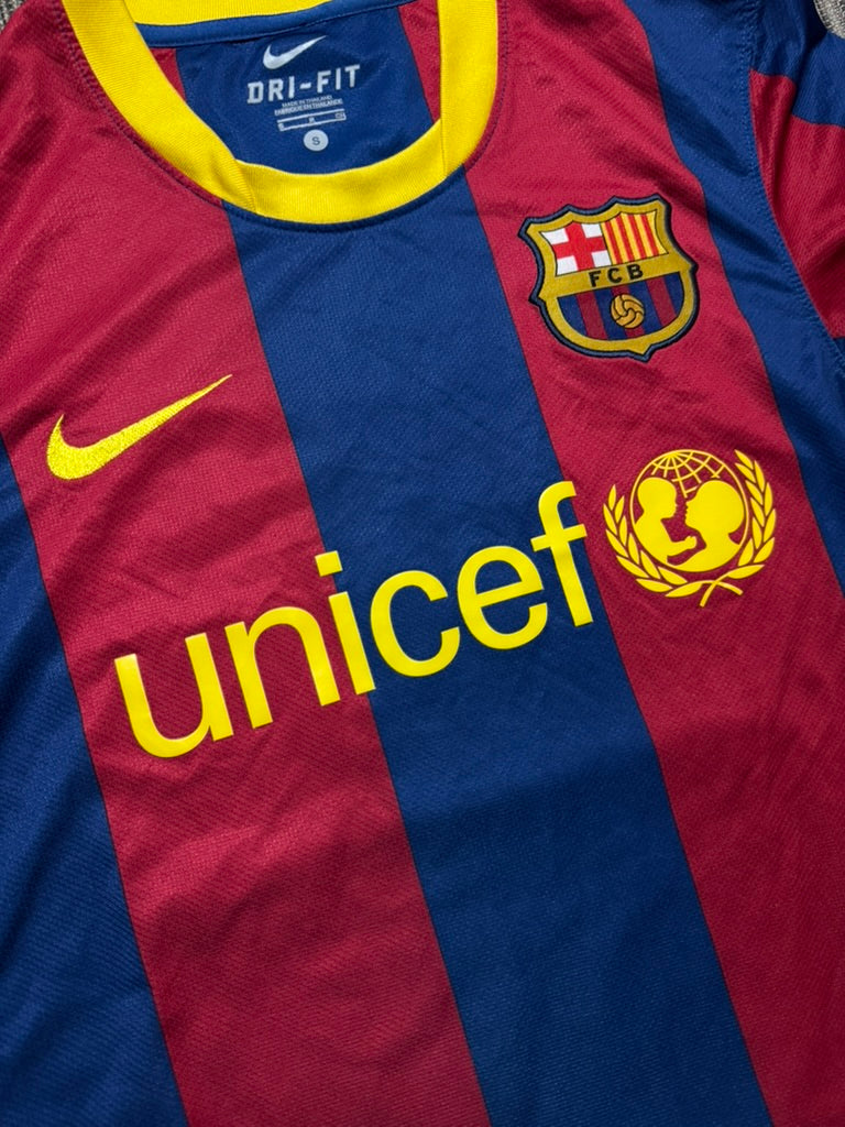 2010/11 FC Barcelona Home Size S Messi - close-up detail