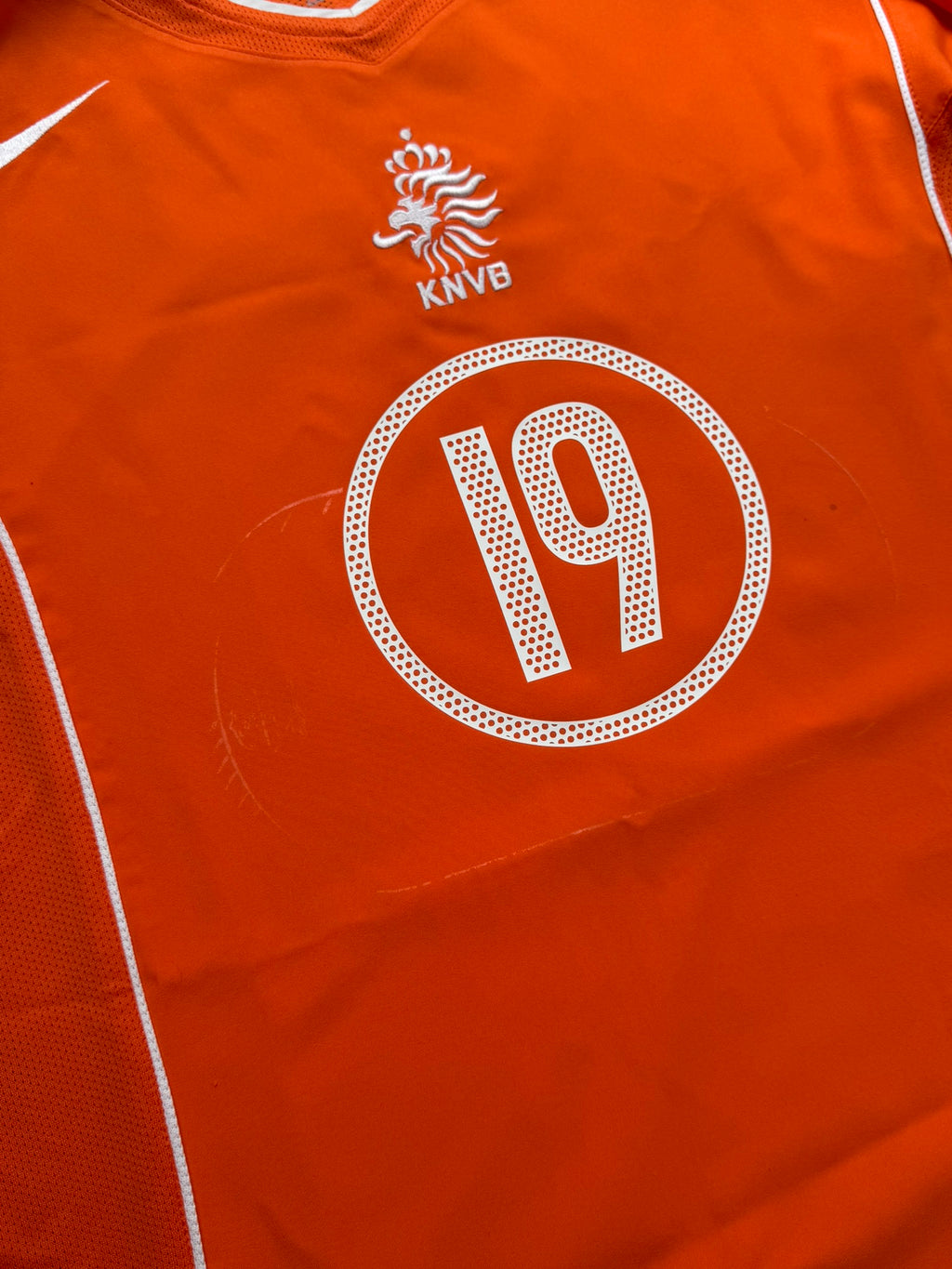2004/05 Netherlands Home Size M Robben - close-up detail
