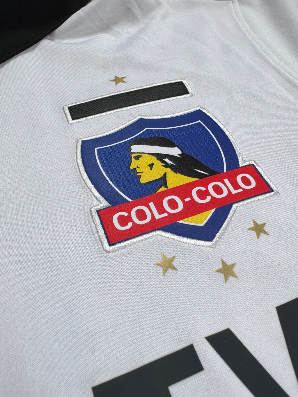 2017/18 Colo Colo Home Size L Valdivia - label detail