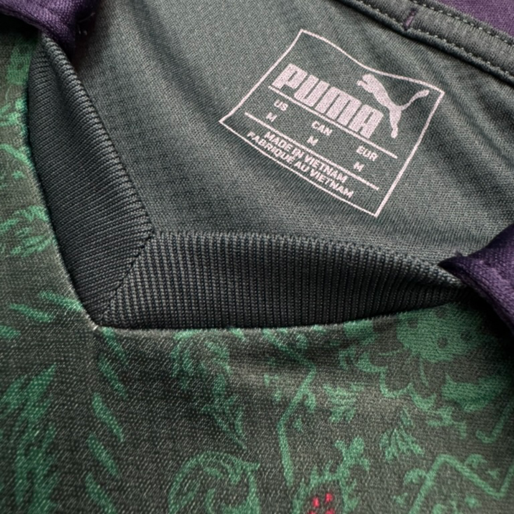 2019/20 Italy Third Size M - close-up detail