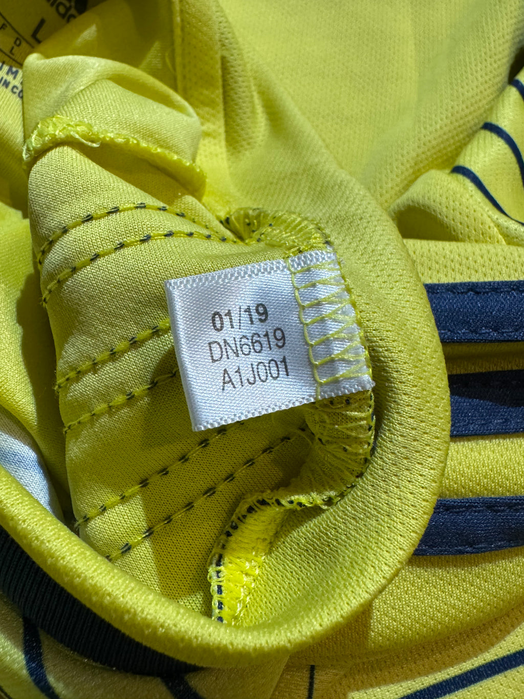 2019/20 Colombia Home Size L