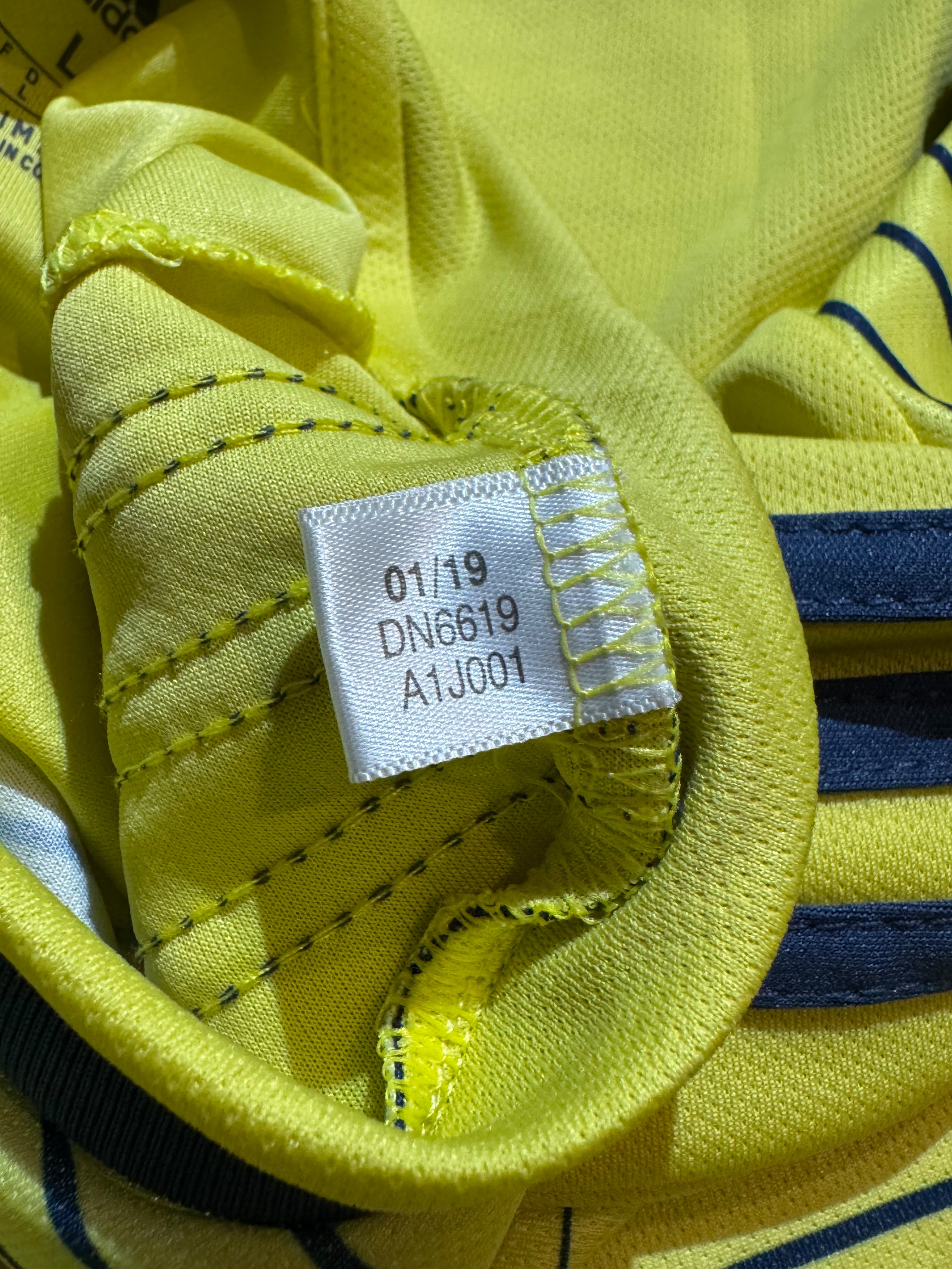 2019/20 Colombia Home Size L