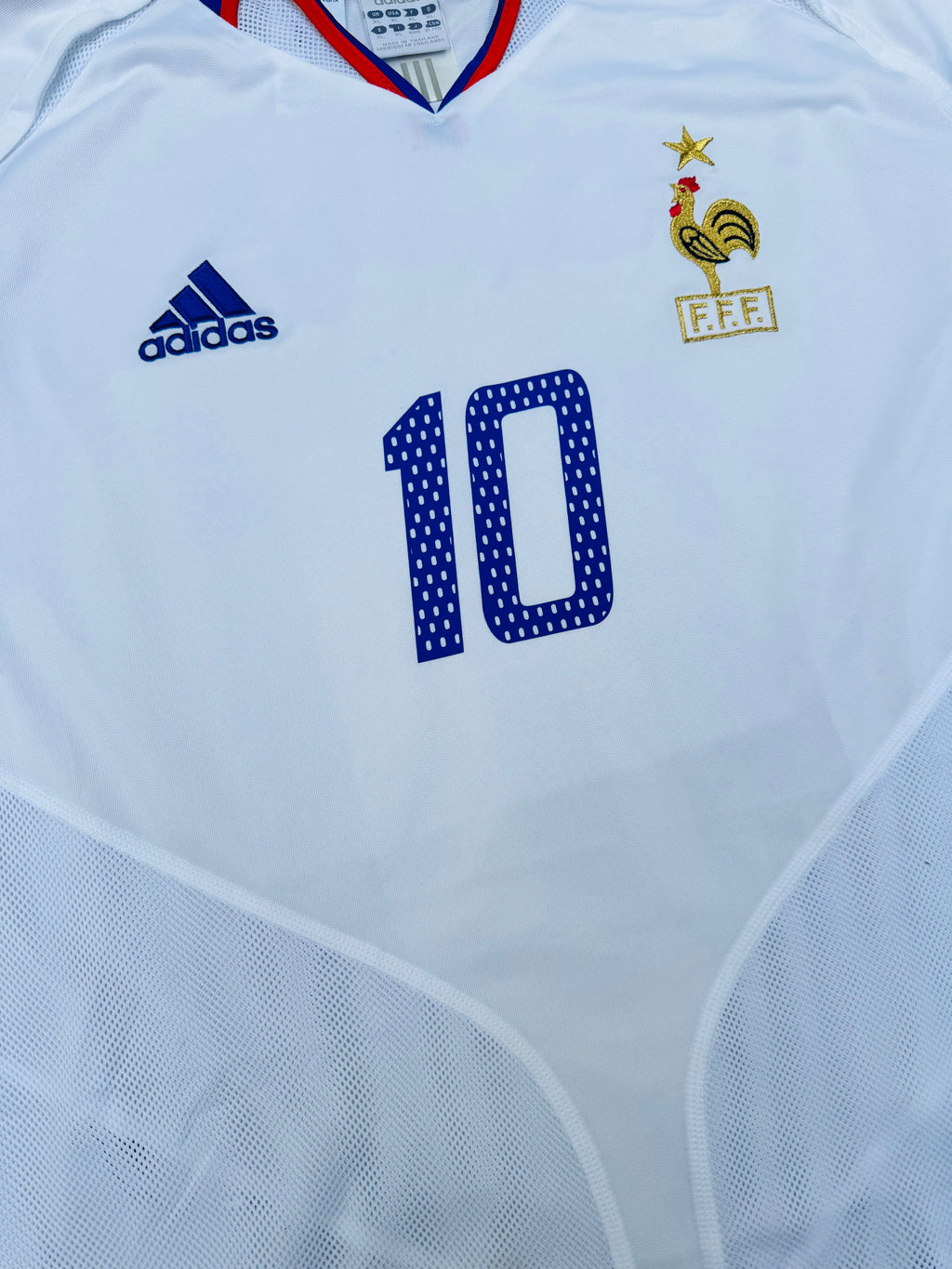 2004/06 France Away Size XL Zidane - close-up detail