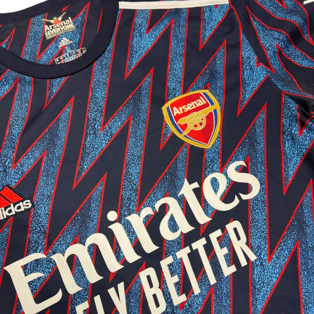 2021/22 Arsenal Third Size L - close-up detail