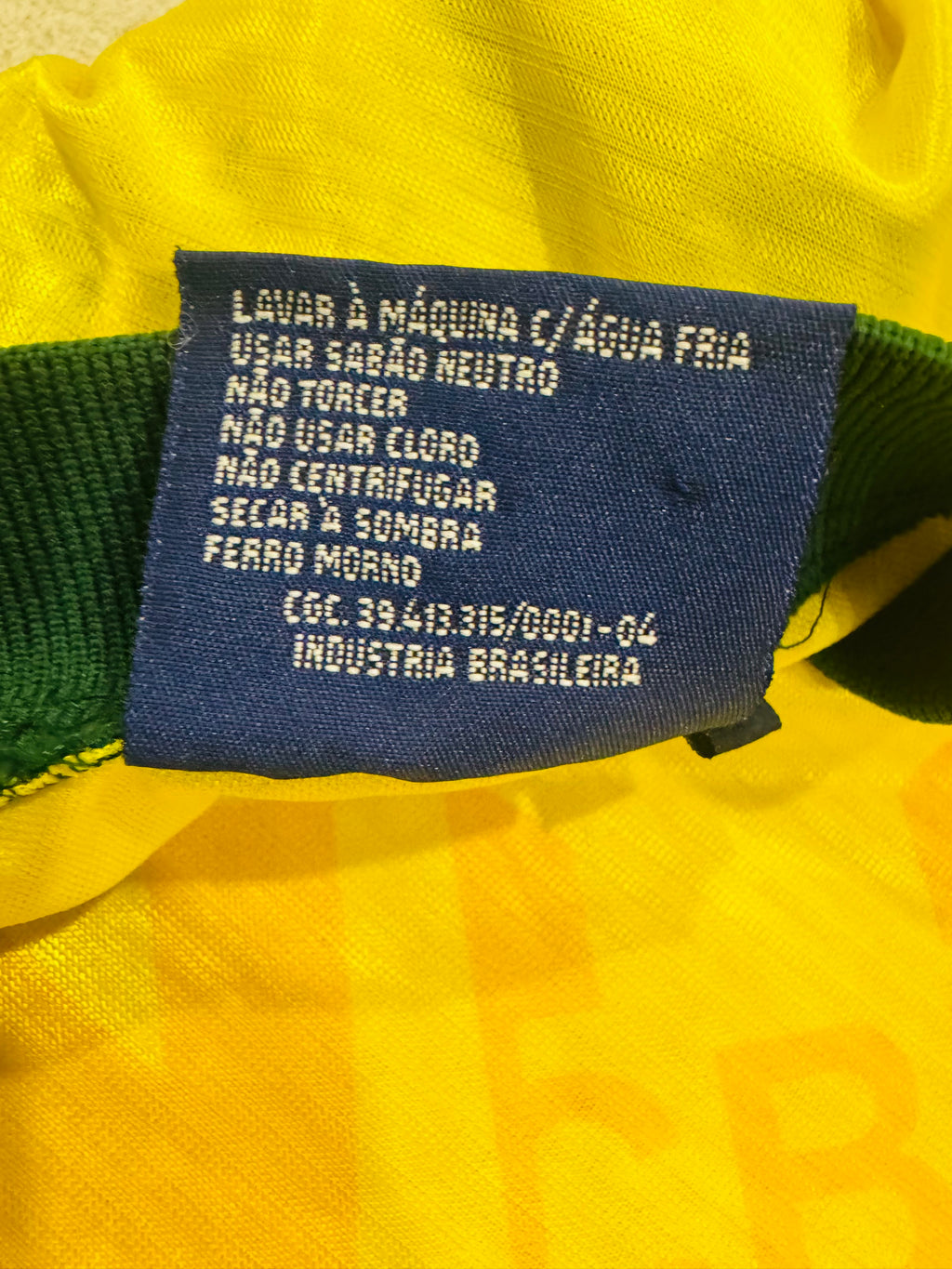 1993/94 Brazil Home Size L - additional view 6