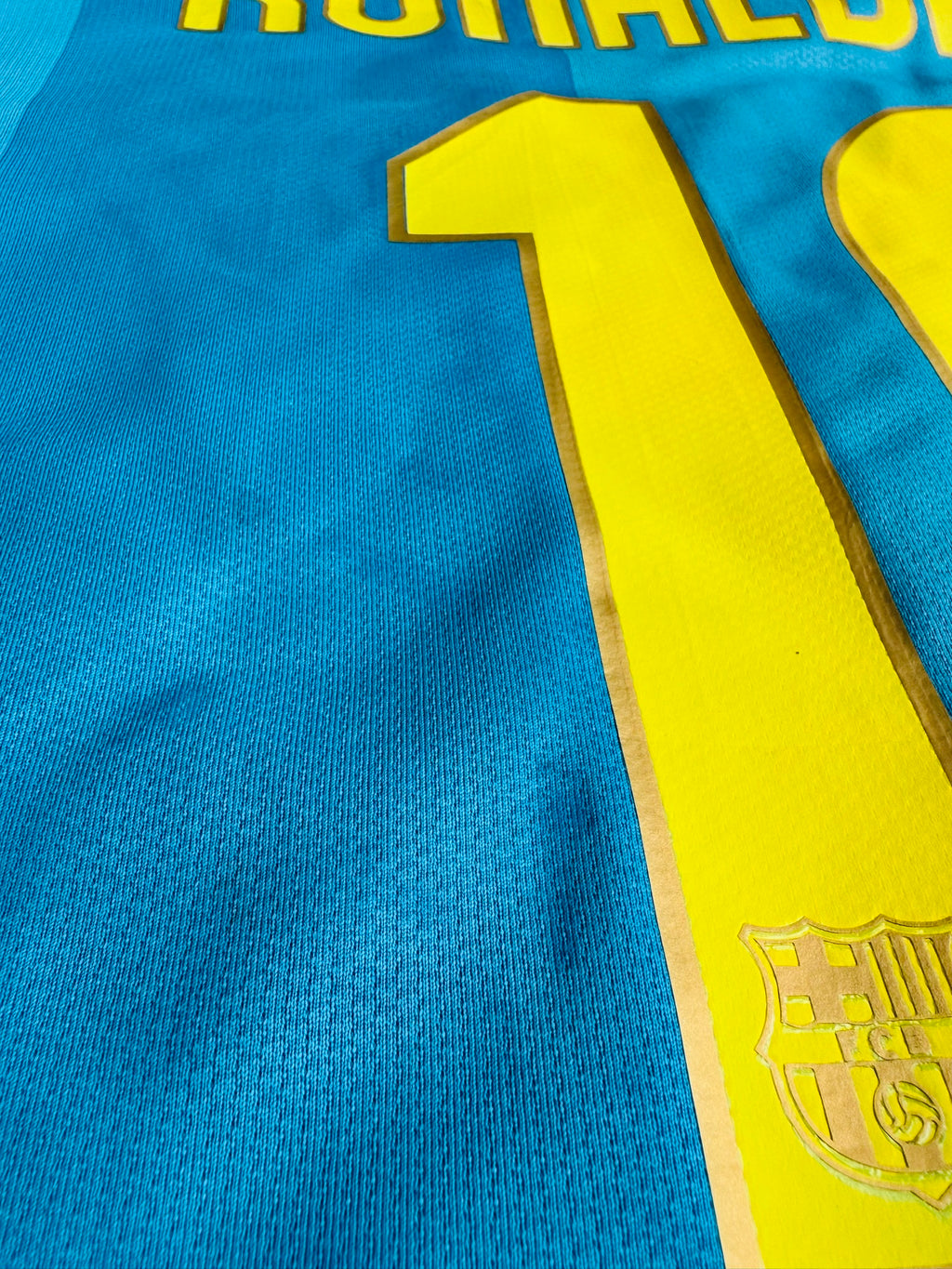 2007/08 FC Barcelona Away Size XL Ronaldinho