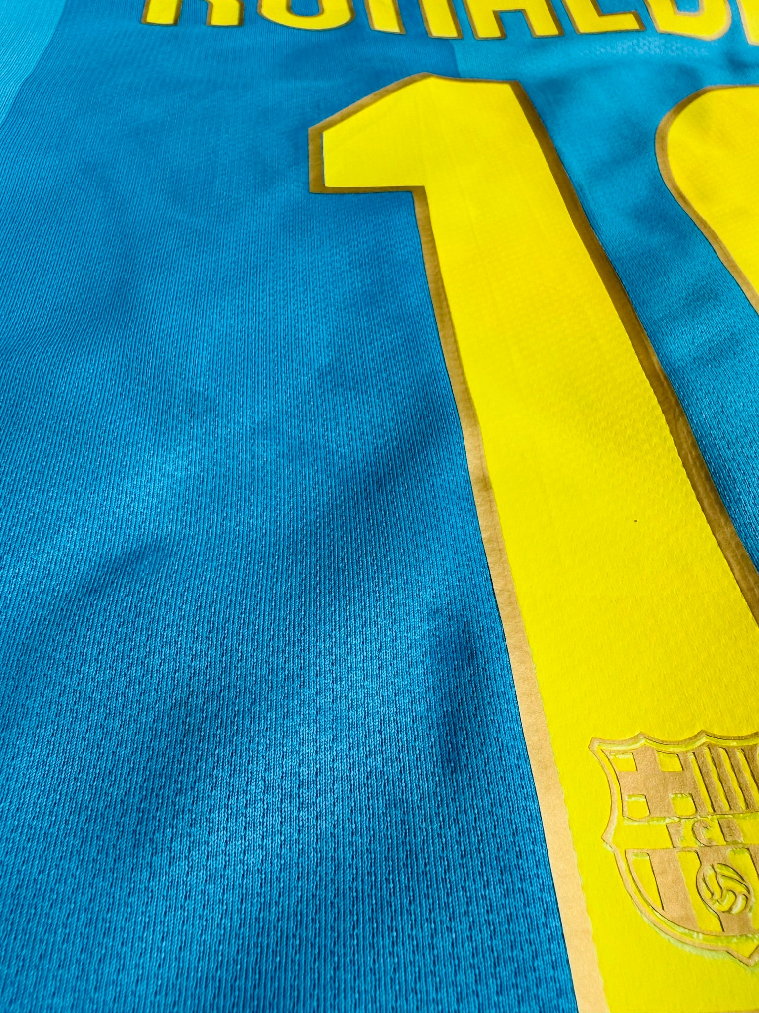 2007/08 FC Barcelona Away Size XL Ronaldinho