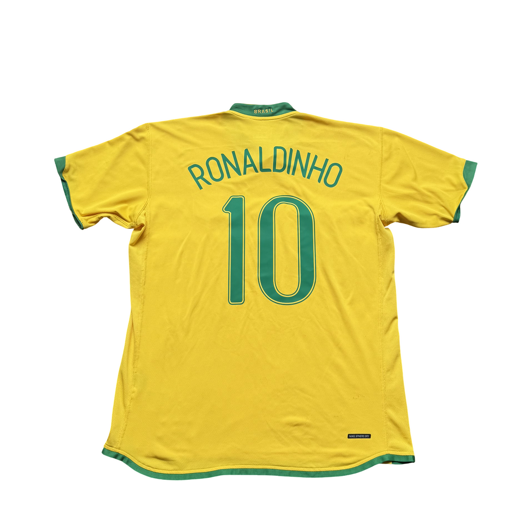 2006/07 Brazil Home Size L Ronaldinho - front view
