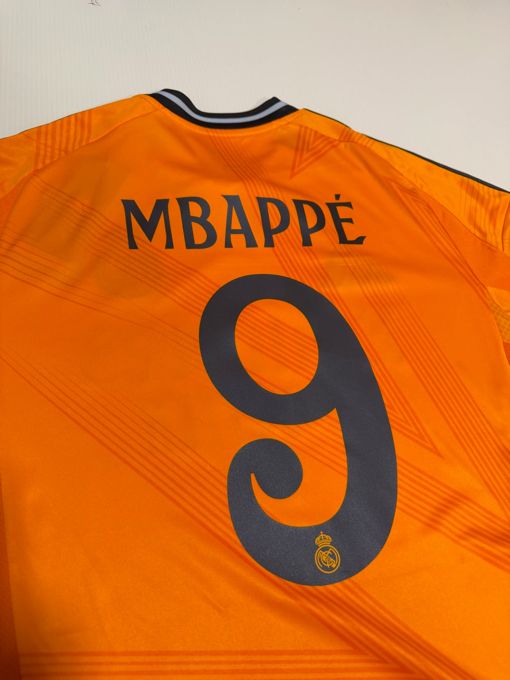 2024/25 Real Madrid Away Size M Mbappe BNWT - additional view 6