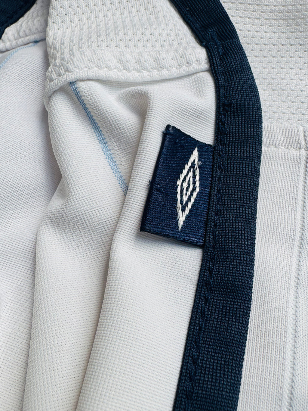 2003/05 England Home Size L Beckham (Reversible)