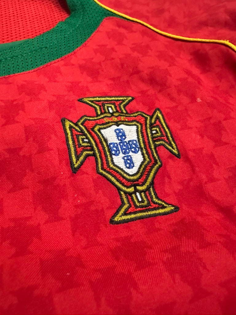 2003/04 Portugal Home Size Youth M - label detail