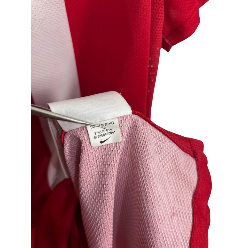 2010 Serbia Home Size M Vidic - close-up detail