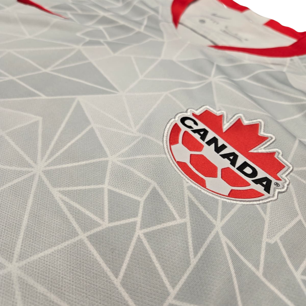 2021/22 Canada Womens Away Size XL (Womens) - label detail