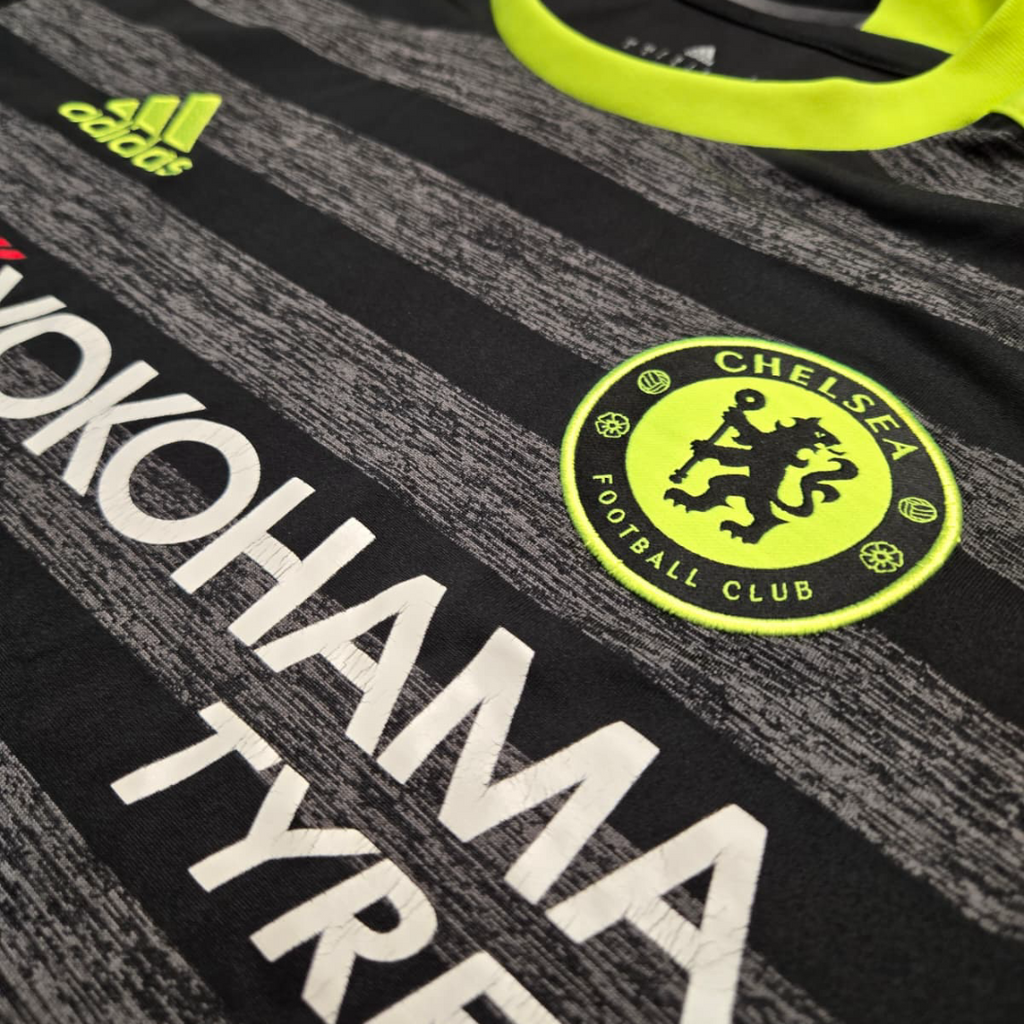 2016/17 Chelsea FC Away Size S - close-up detail