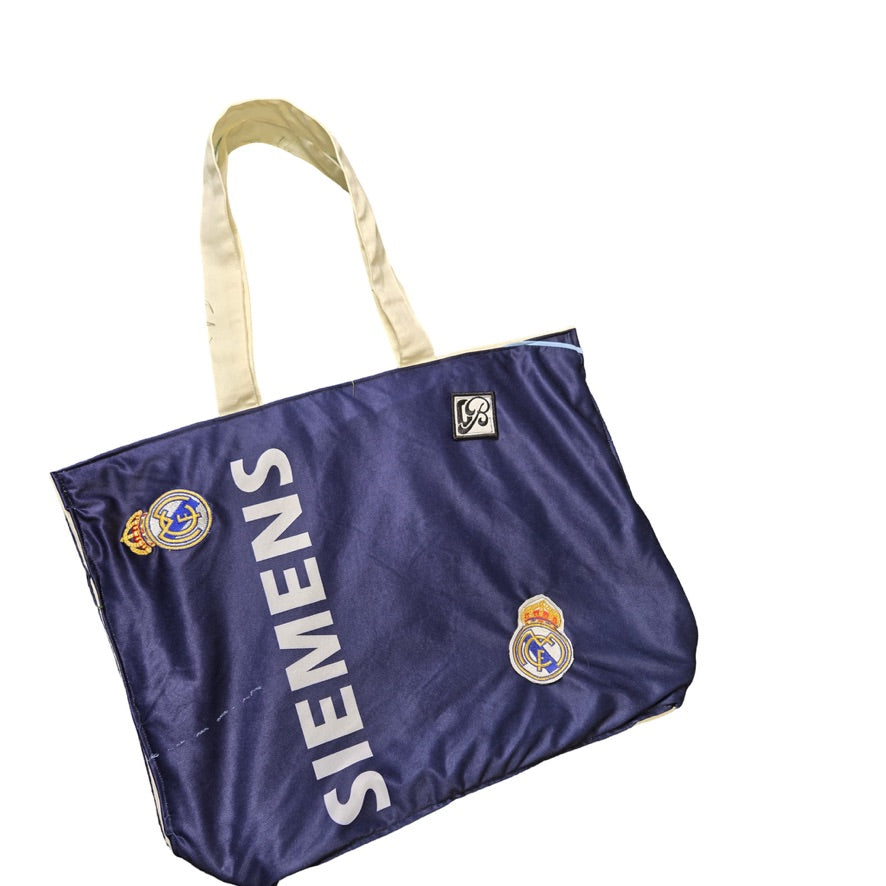 Upcycled Tote: El Fenomeno