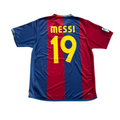 2006/07 FC Barcelona Home Size L Messi - front view
