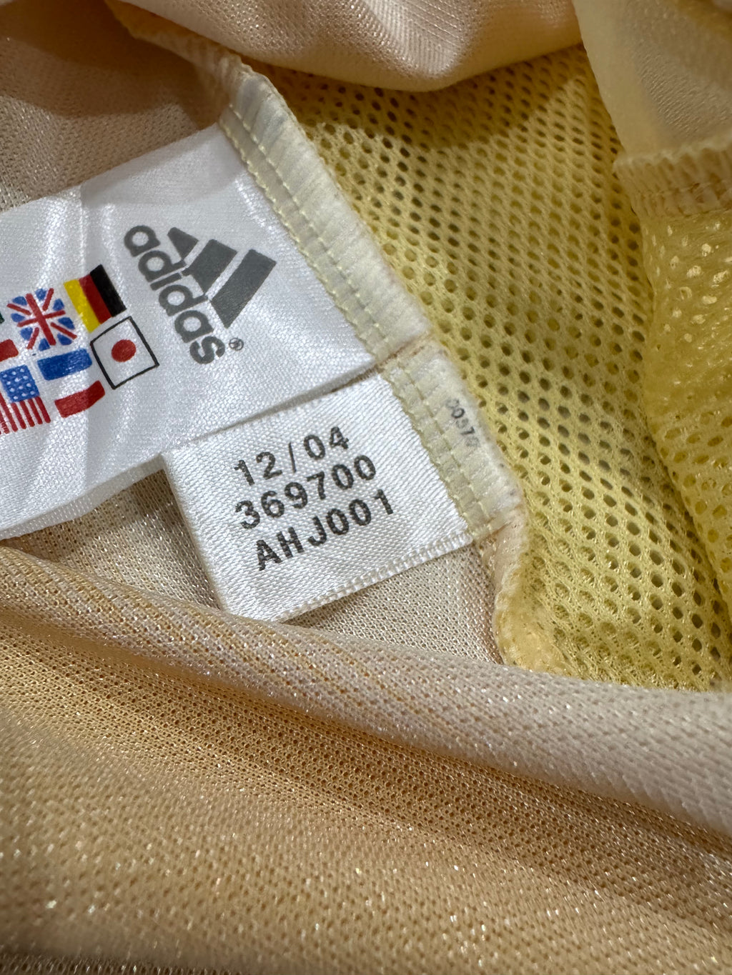 2004/05 Ajax Away Size M Sneijder
