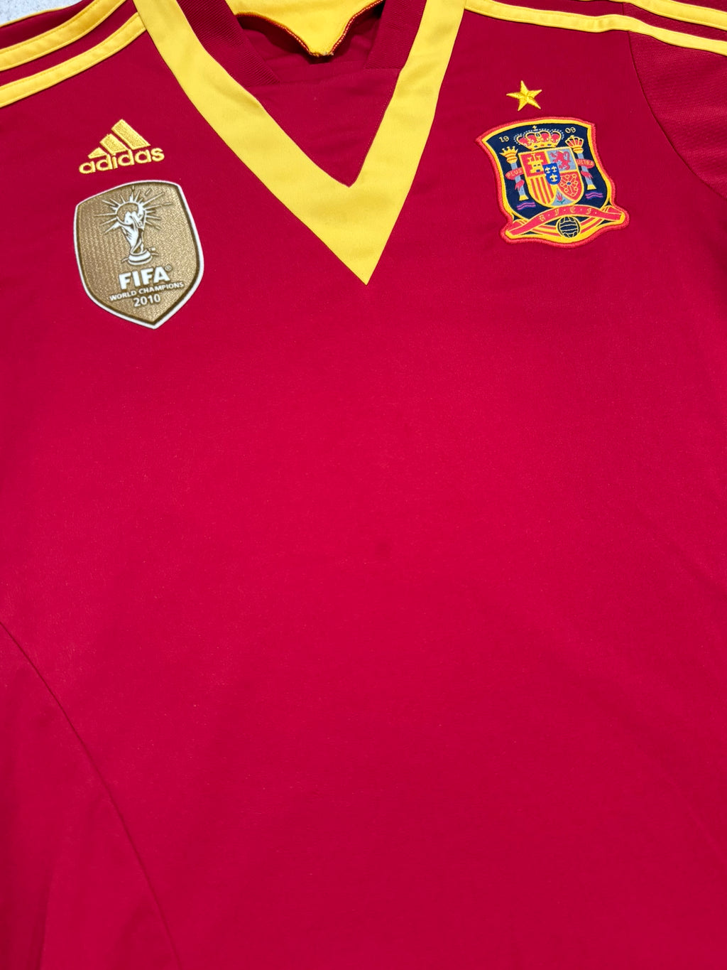 2012/13 Spain Home Size Youth M - close-up detail