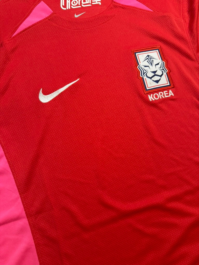 2023/24 South Korea Womens Home Size S BNWT - close-up detail