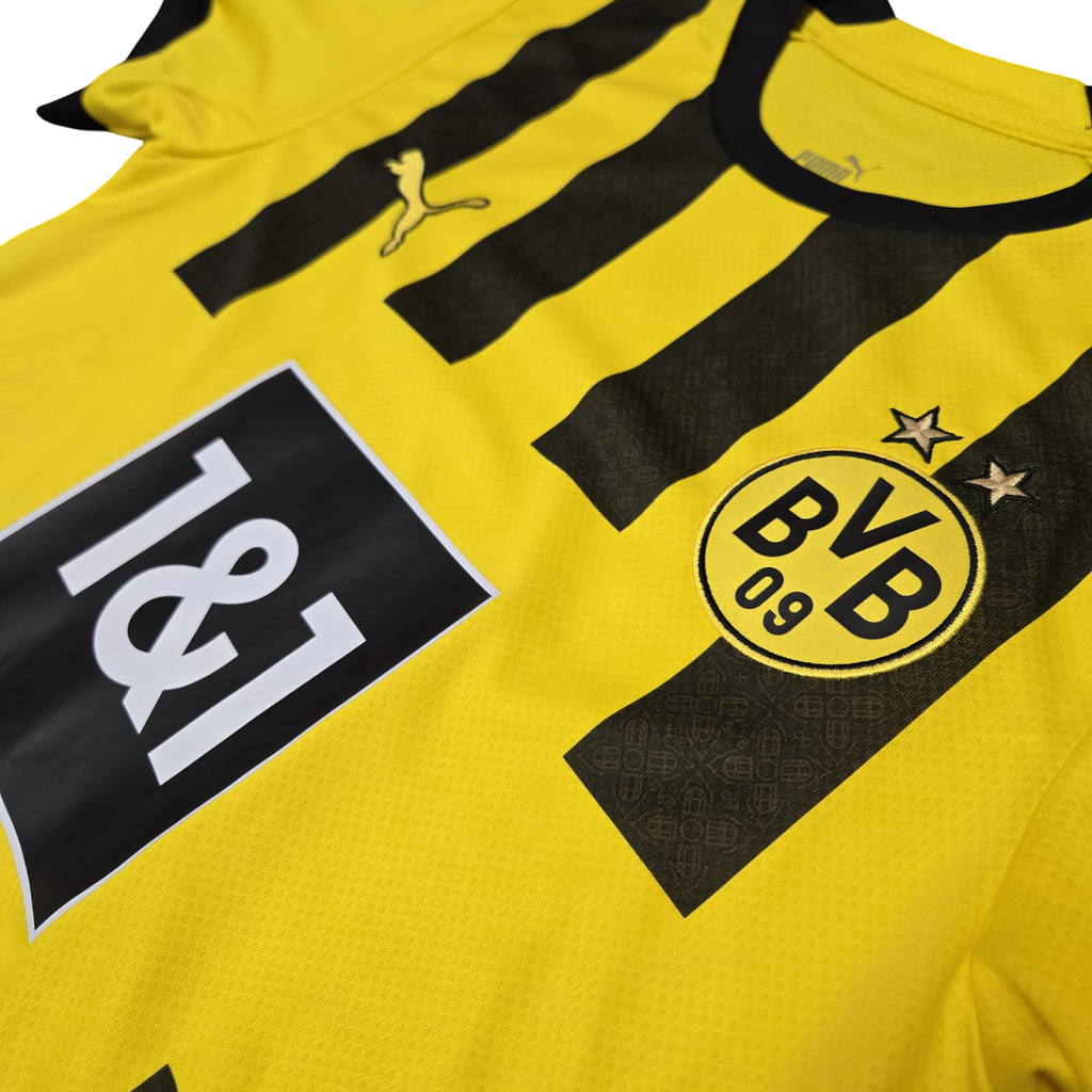 2022/23 Borussia Dortmund Home Size S - close-up detail