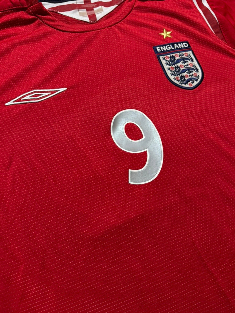 2006/08 England Away Size S Rooney - close-up detail