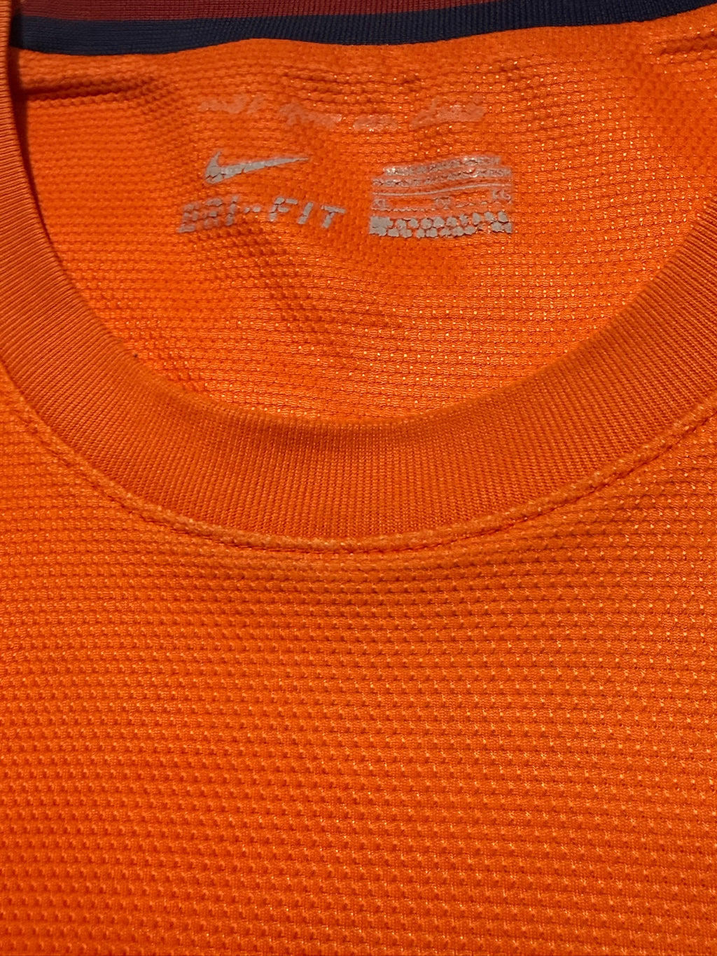 2012/13 FC Barcelona Away Size XL Iniesta