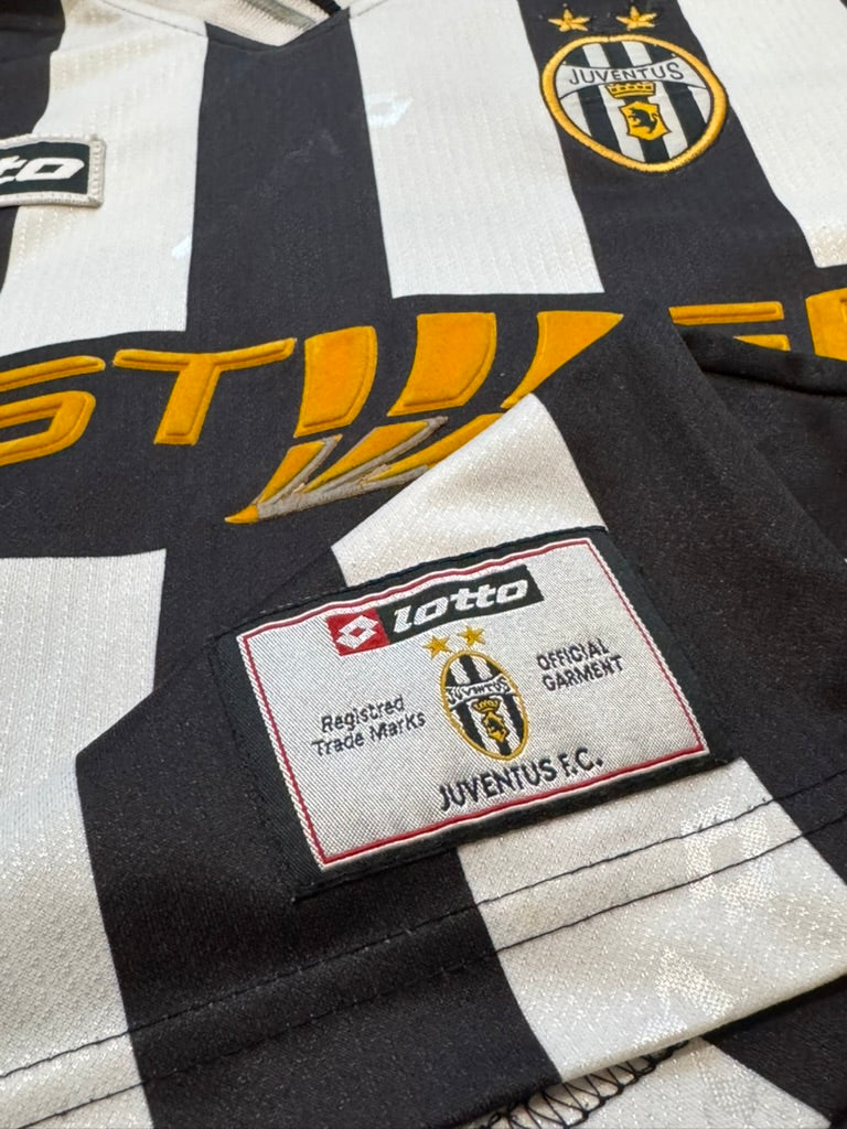 2001/02 Juventus Home Size XL Nedved