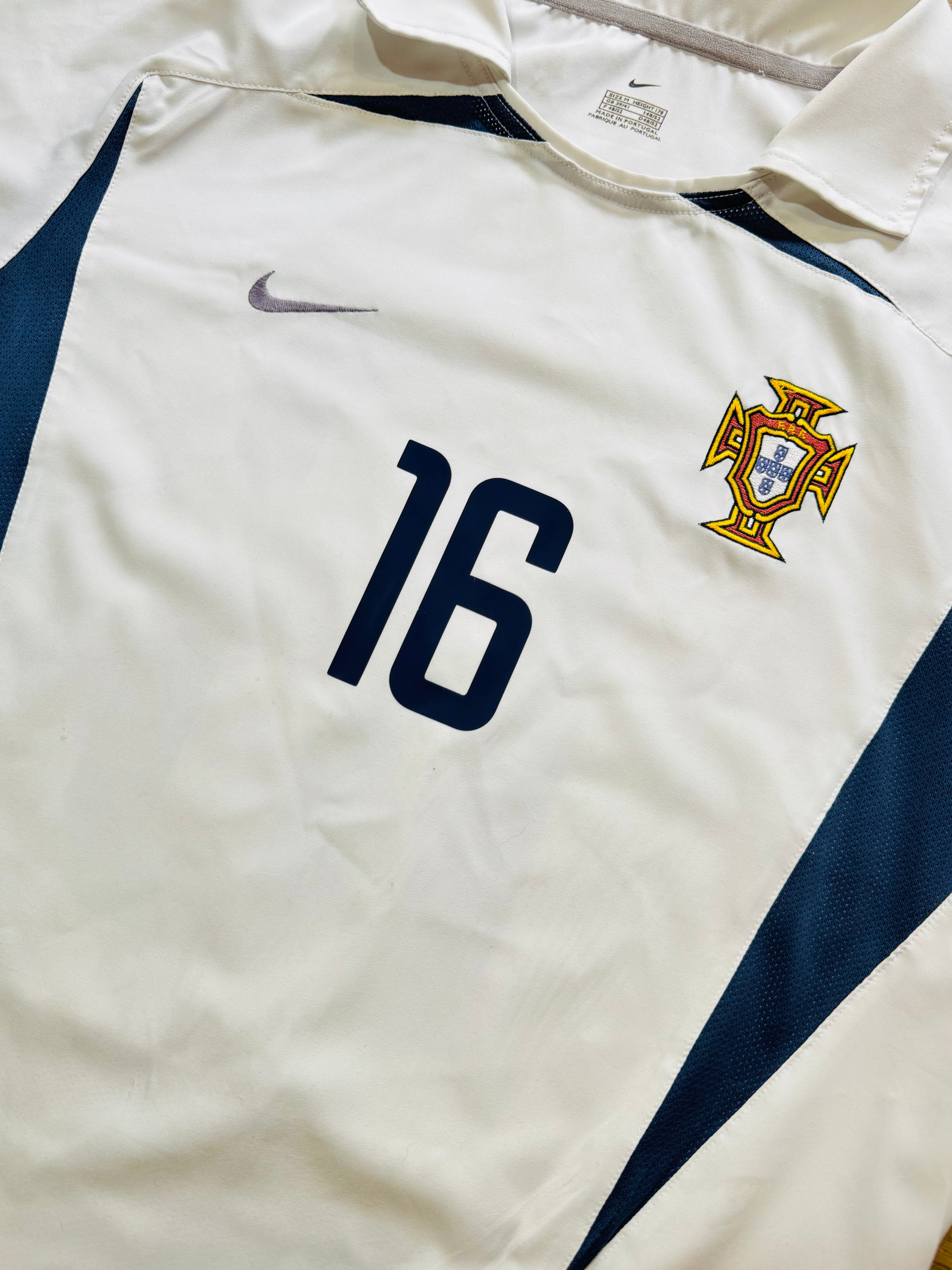 2002/04 Portugal Away Size M Ronaldo