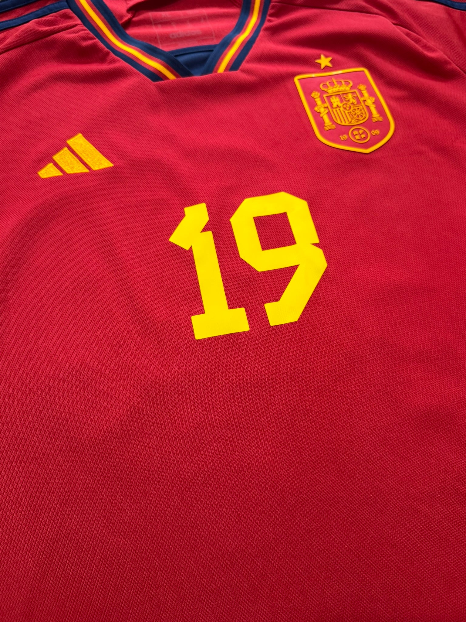 2022/23 Spain Home Size XL Yamal BNWT