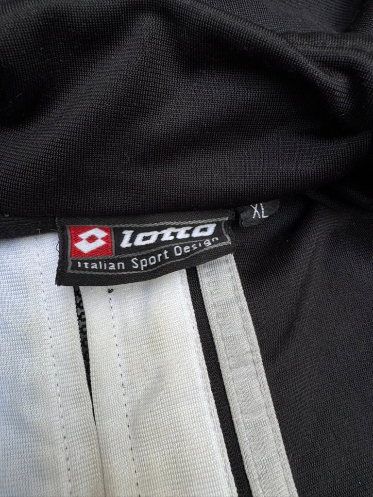2002/03 Juventus Jacket Size XL - additional view 5