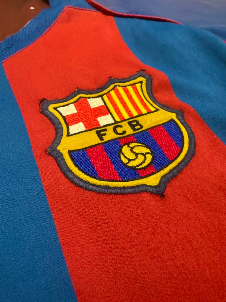 2004/05 FC Barcelona Home Size M Messi