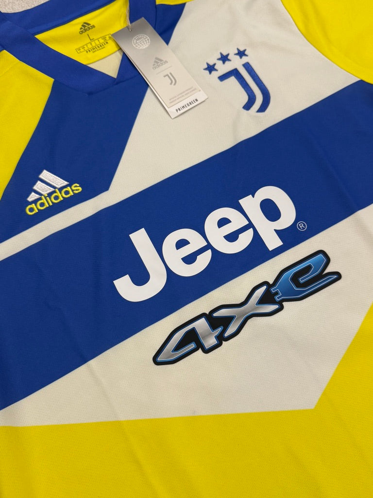 2021/22 Juventus Third Size L Ronaldo BNWT
