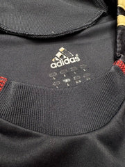 2009/10 Liverpool FC Away Size L Gerrard