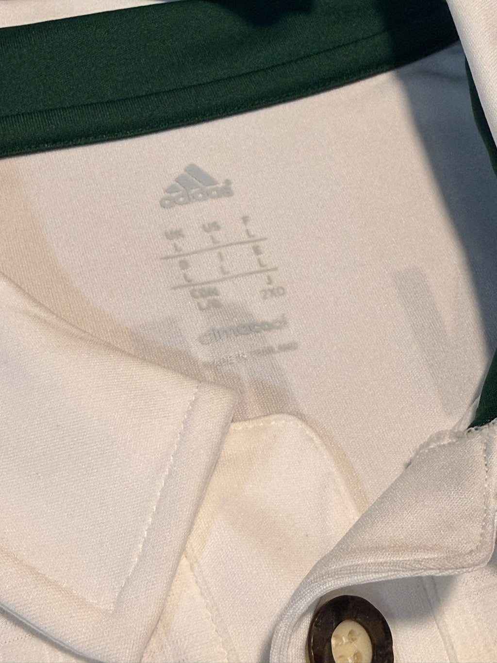 2013/14 Bayern Munich Away Size L BNWT - label detail