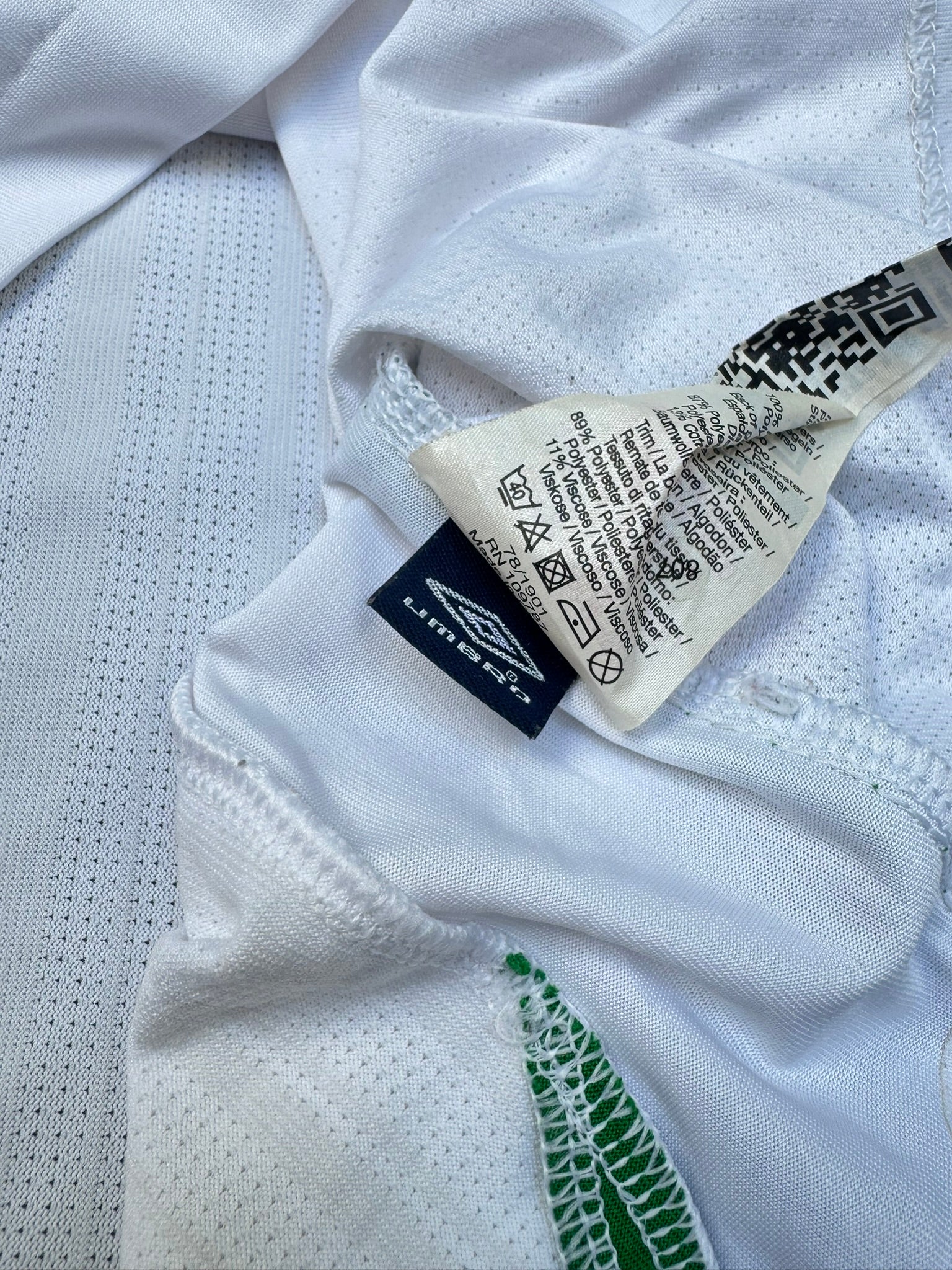 2008/10 Ireland Away Size L Duff - additional view 5