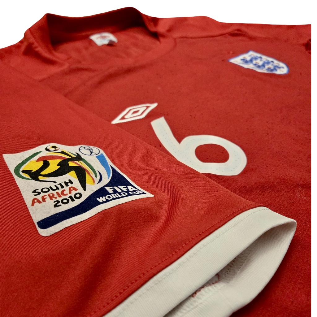 2010/12 England Away Size XL Terry - close-up detail